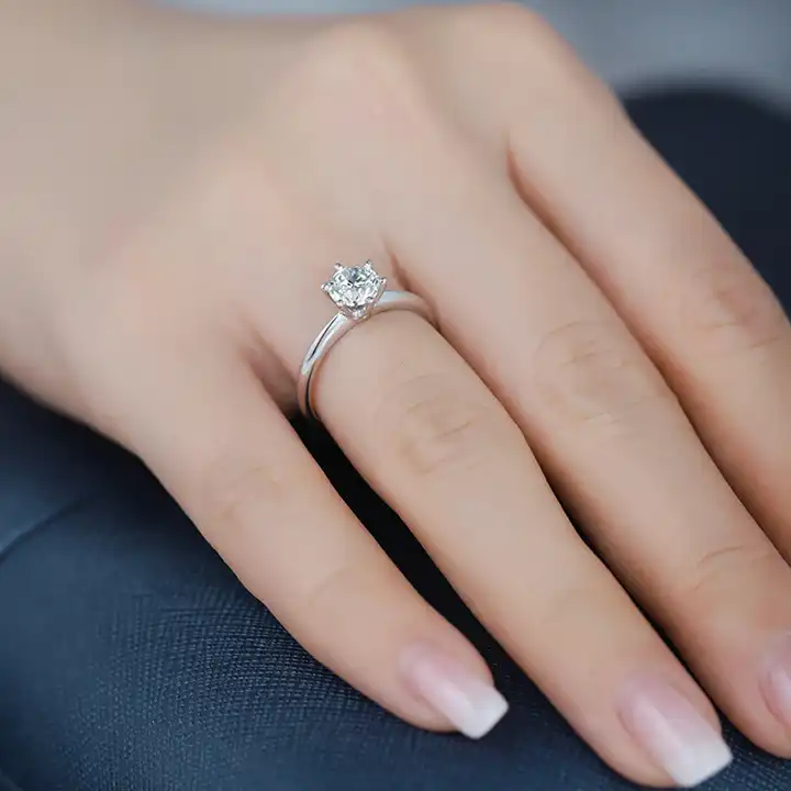 Ha76035634e5a4522a945a038317d2db8Q.jpg_720x720q50